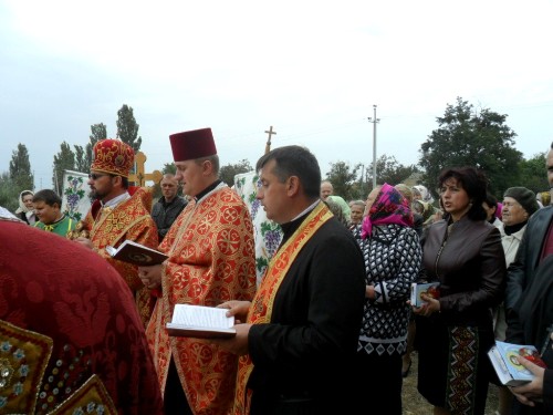  Екзарх Одеський УГКЦ, освятив купол та хрест церкви у м.Скадовськ.(ФОТО)